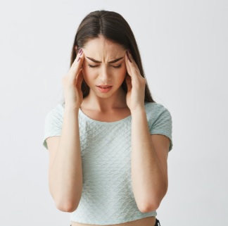 How Chiropractors Can Relieve Migraine Headaches