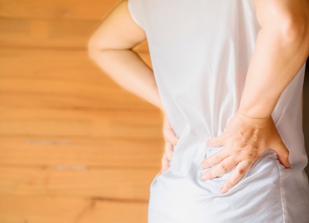 Why seeking professional help for mid-back pain is important