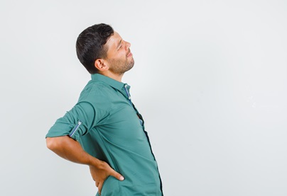 Why seeking professional help for mid-back pain is important
